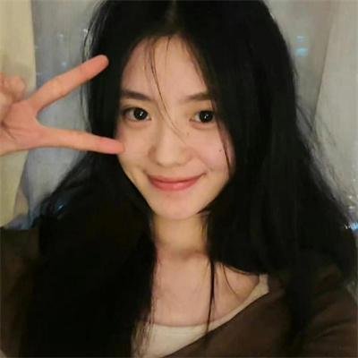 红粉争春
